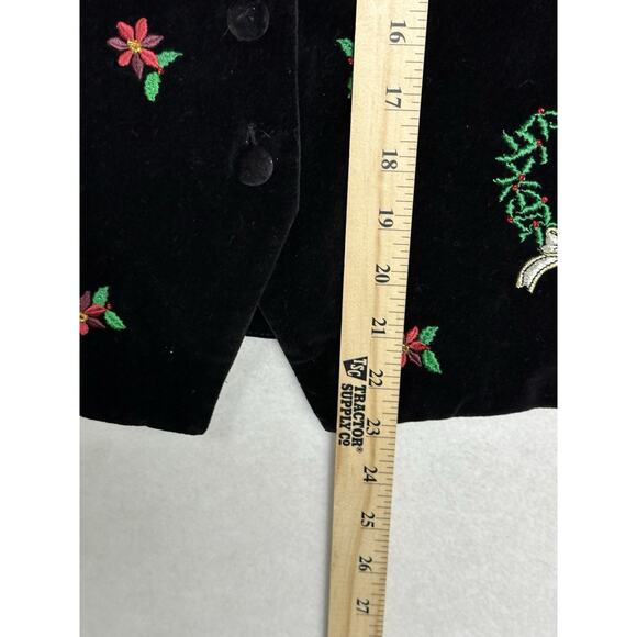 Karen Scott Black Velvet Ugly Christmas Holiday Vest Embroidered Wreaths Size L - Picture 4 of 6